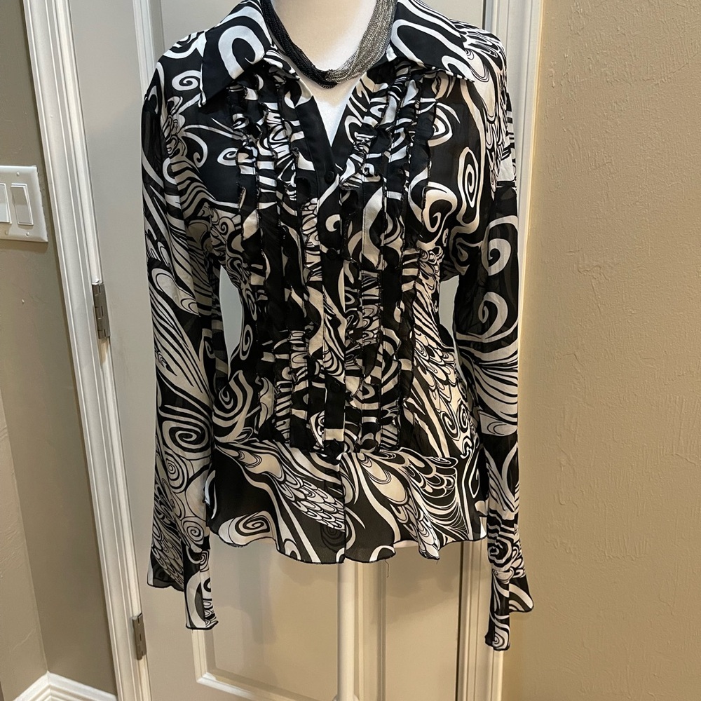 Worthington Black and White Swirl Blouse